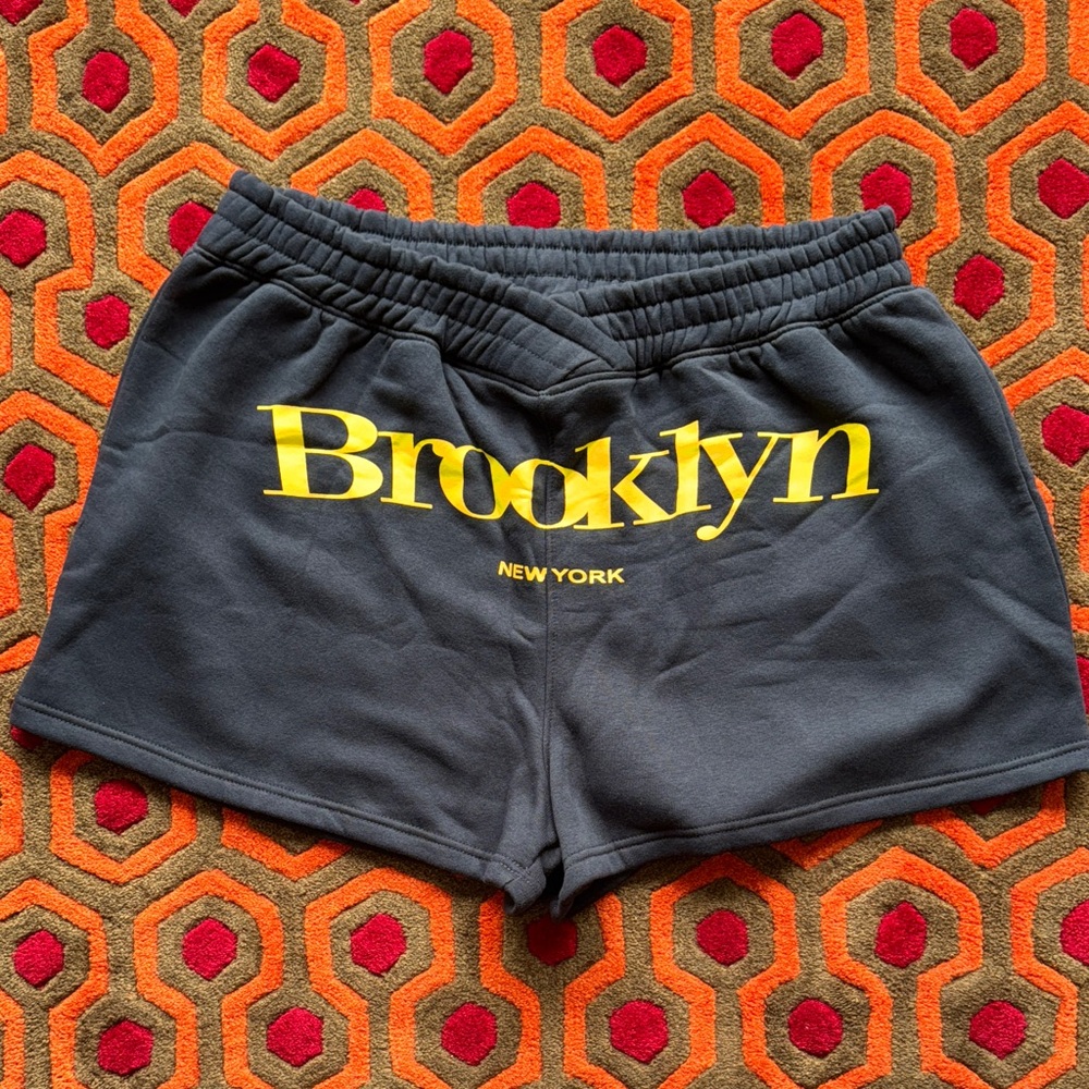 MAKE OFFER Fashion Nova Black & Yellow Shorts Brooklyn New York Women's size 3XL